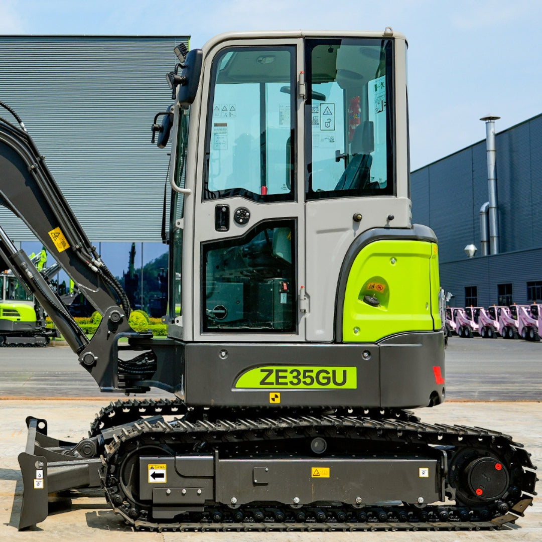 Miniexcavadora ZOOMLION ZE36GU (Canopy / Cab) Diésel Con Orugas De Caucho, Tipo Giro Cero